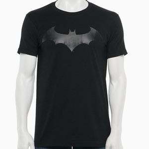 Batman Black T-Shirt. New. Mens Large.
